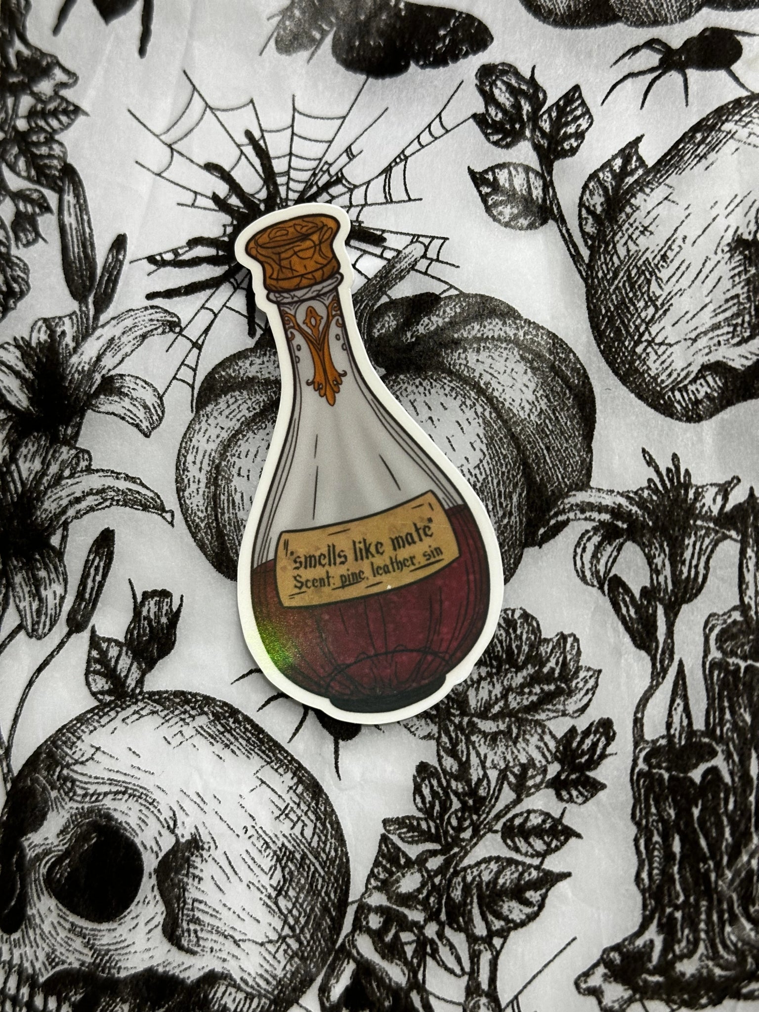 Duhová samolepka Mate scent - Till Death Studio